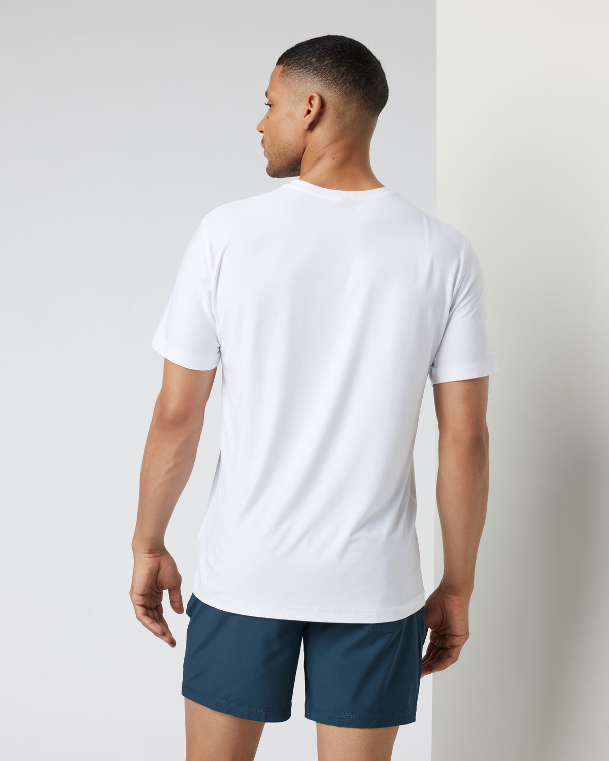Strato Tech Tee Men's White Tech Shirt - Vuori Clothing