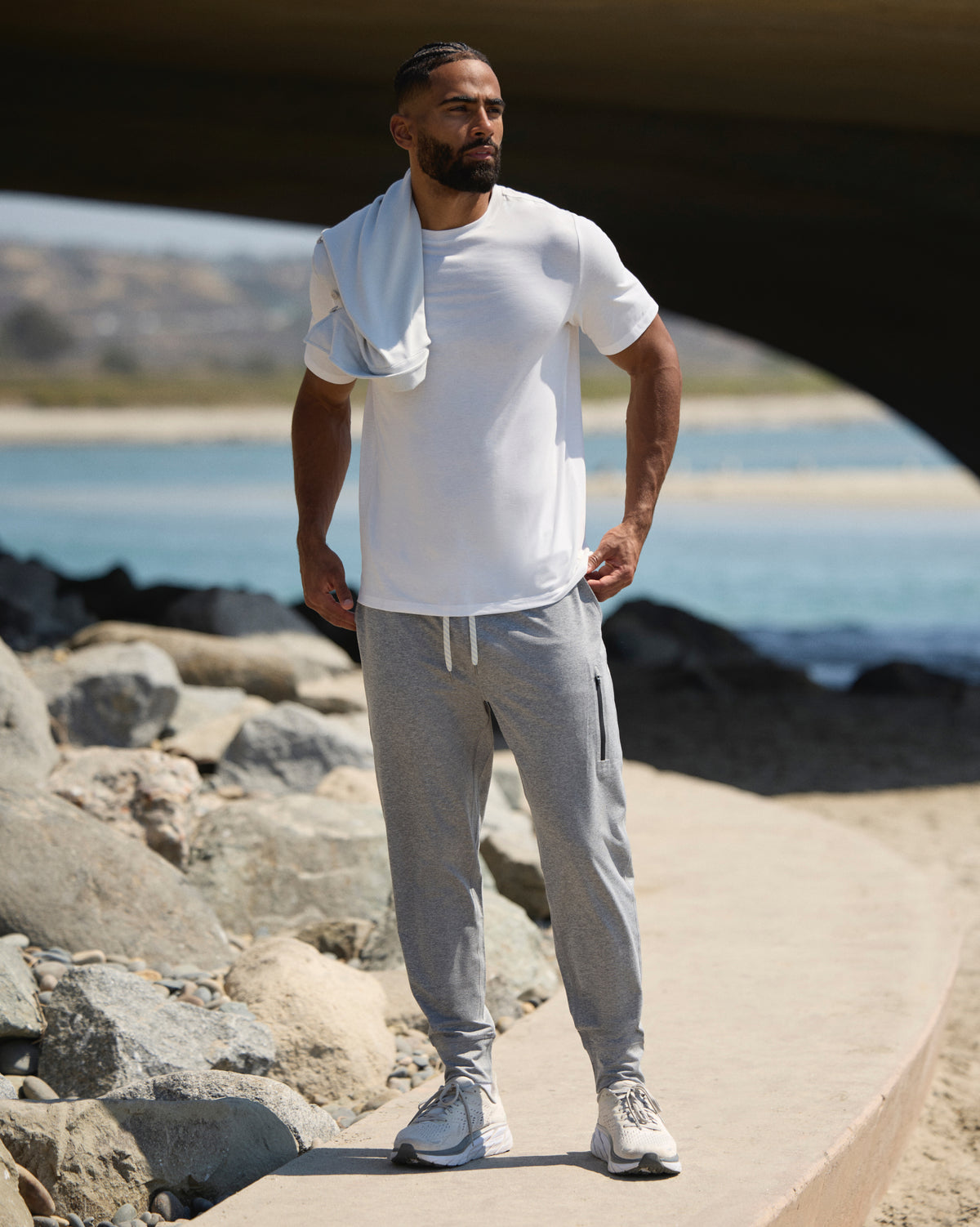 Strato Tech Tee Men's White Tech Shirt - Vuori Clothing
