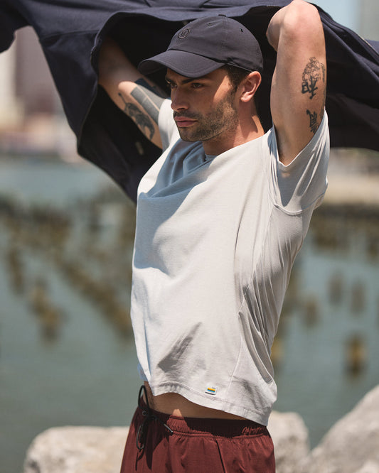 Strato Tech Tee Platinum White Tech Workout Shirt - Vuori Clothing
