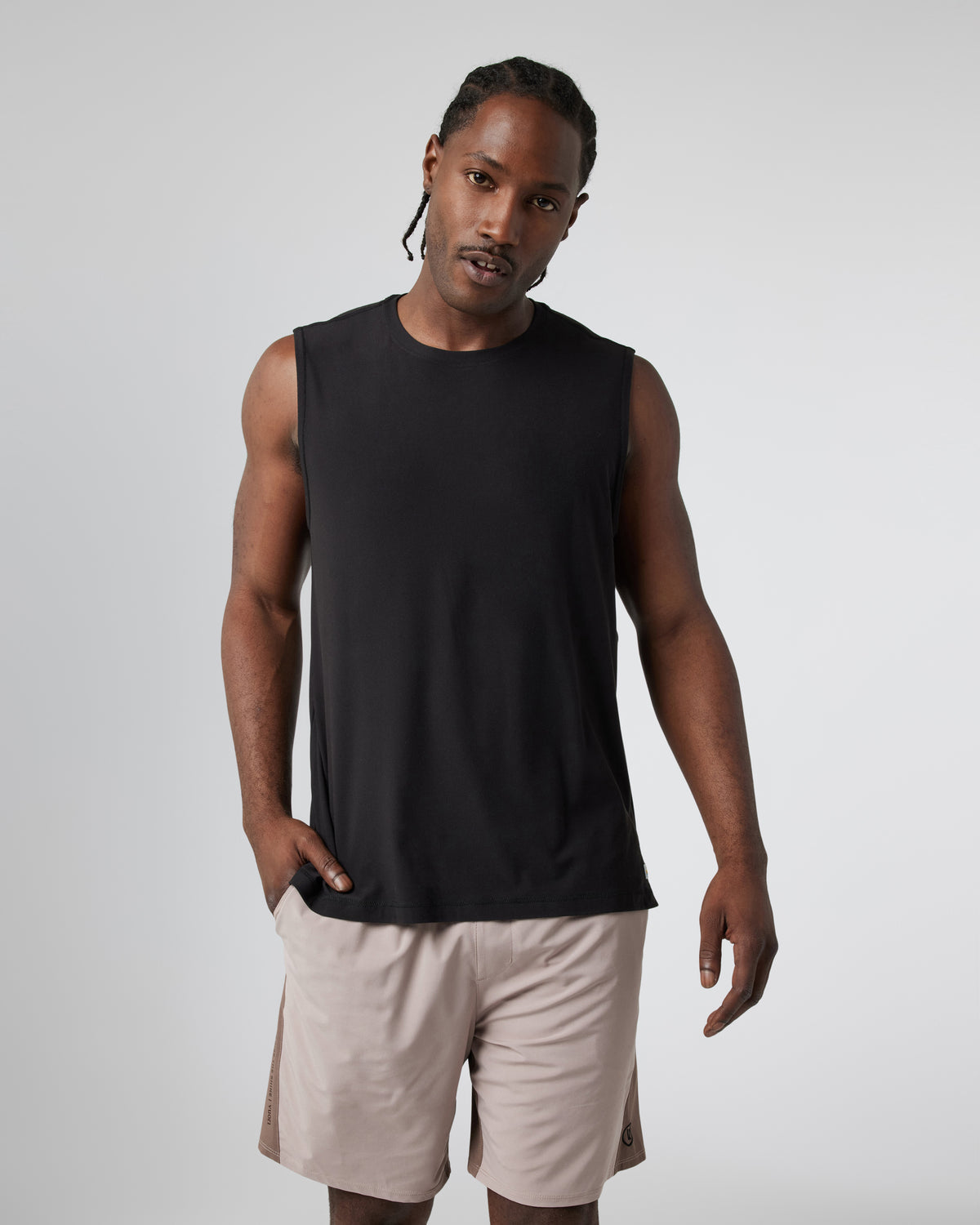 Strato Muscle Tee Men's Black Muscle Shirt - Vuori Clothing