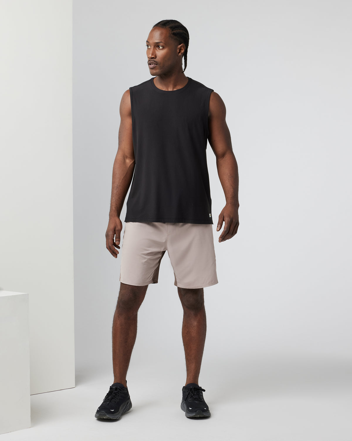 Strato Muscle Tee Men's Black Muscle Shirt - Vuori Clothing