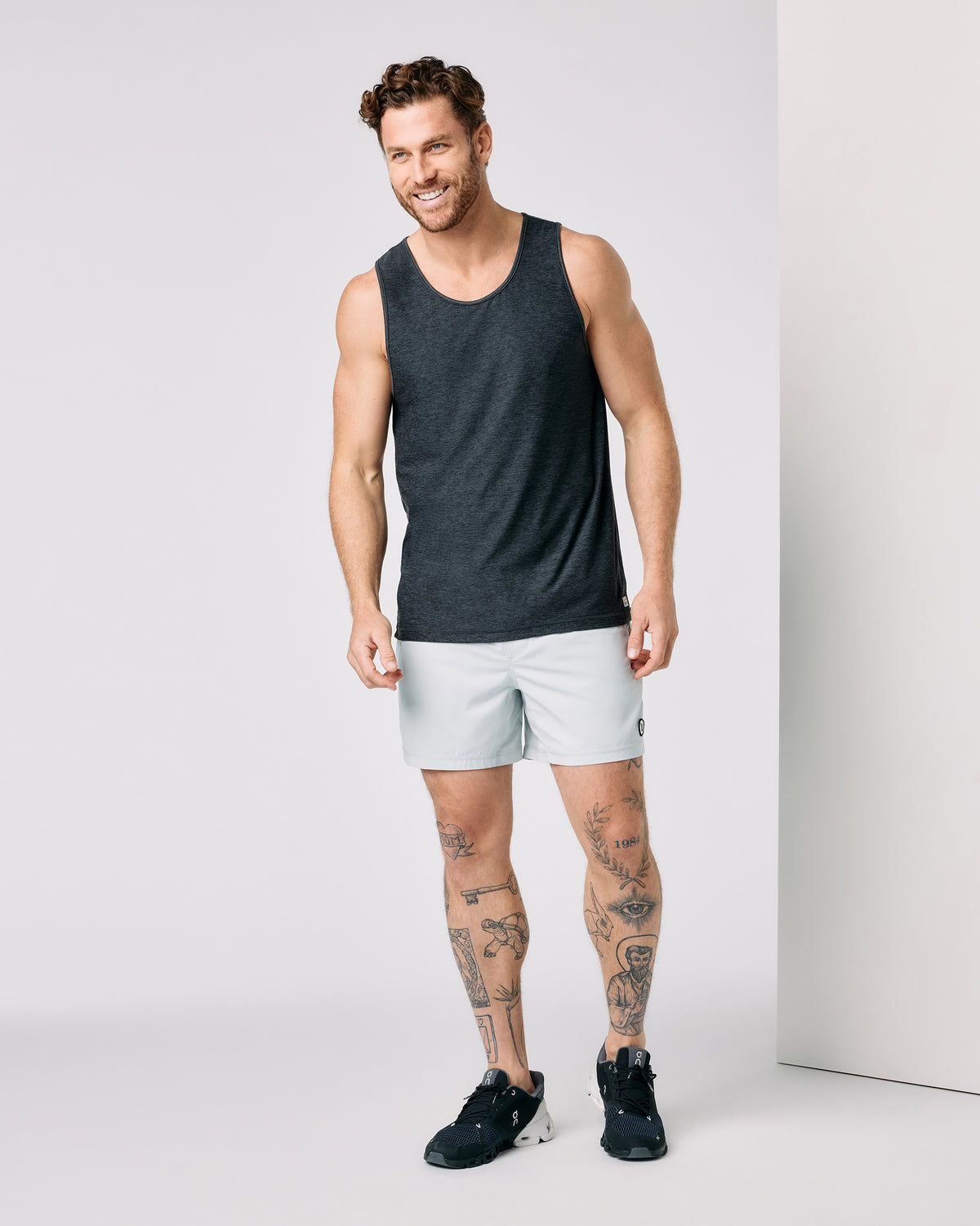 Strato Tech Tank Charcoal Heather - Vuori Clothing