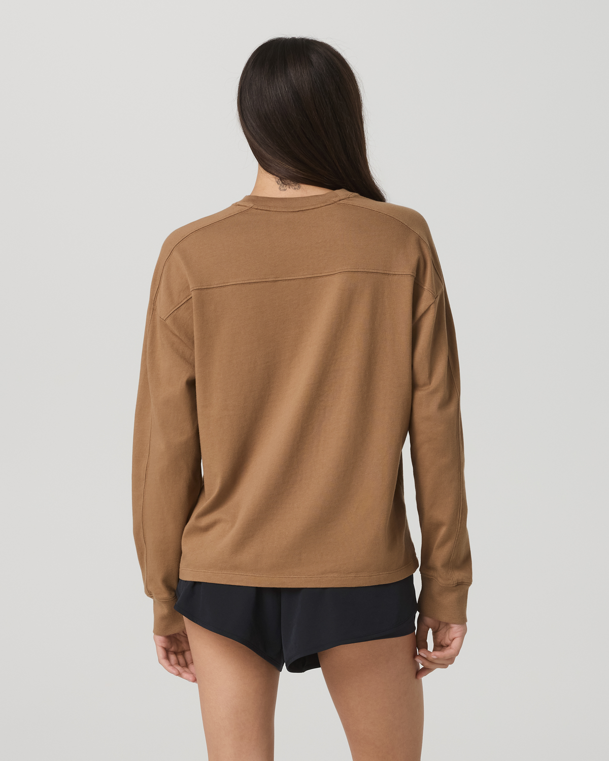 Long Sleeve Heavyweight Cotton Tee Women's Acorn Shirt - Vuori Clothing