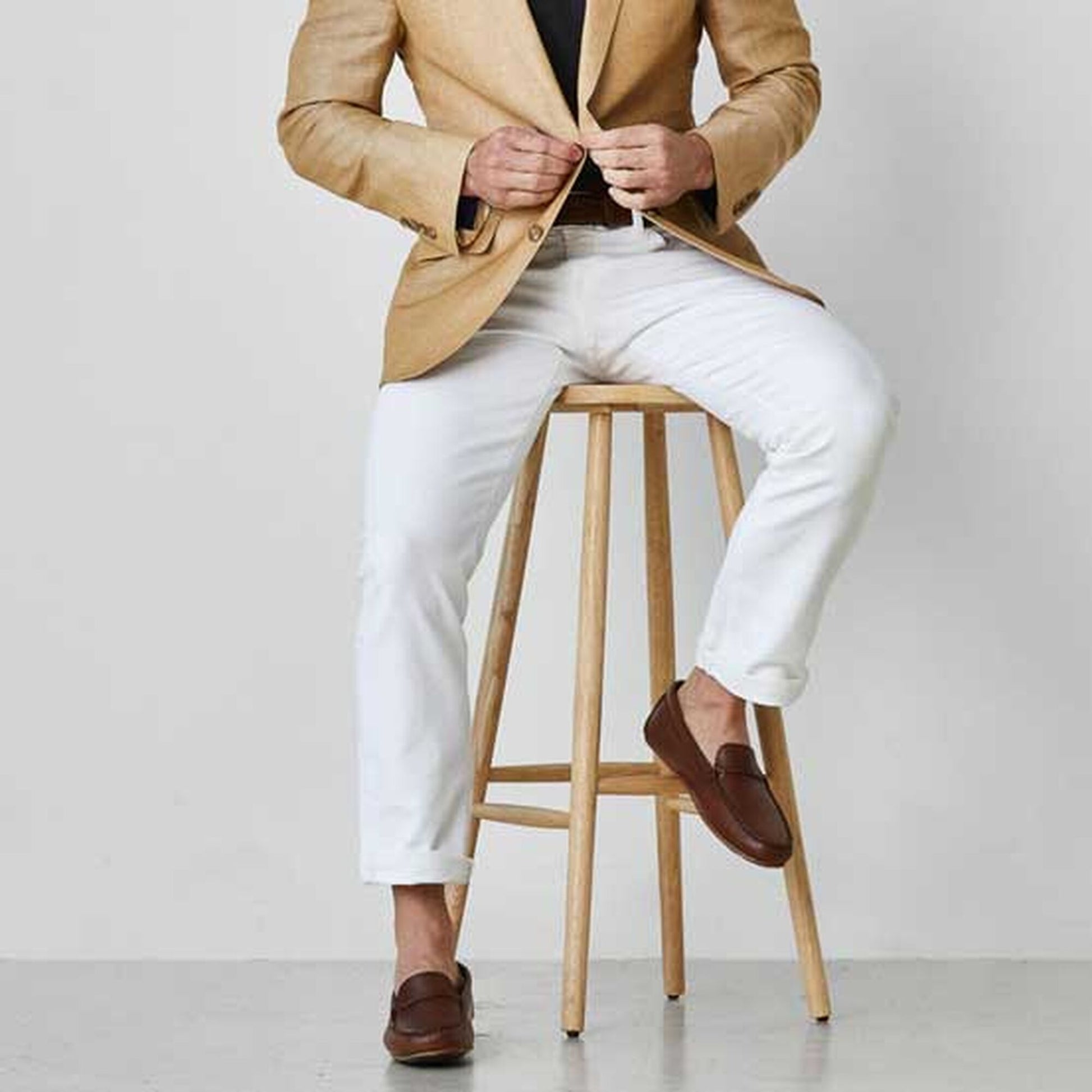 Walker Slim Straight Leg Jean in White Wash by Civilianaire - White