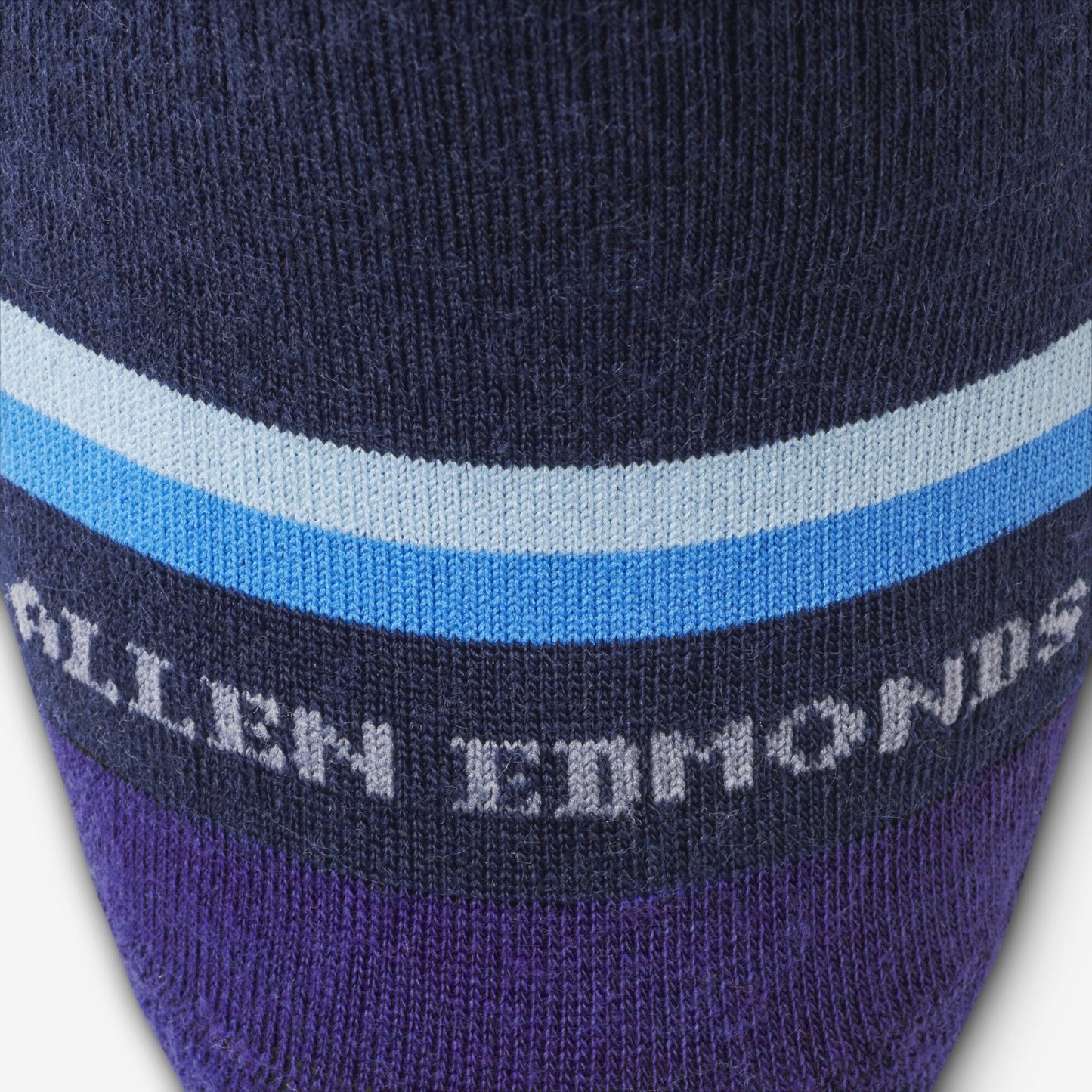 Skull & Cross Bones Merino Cool™ Dress Socks - Navy
