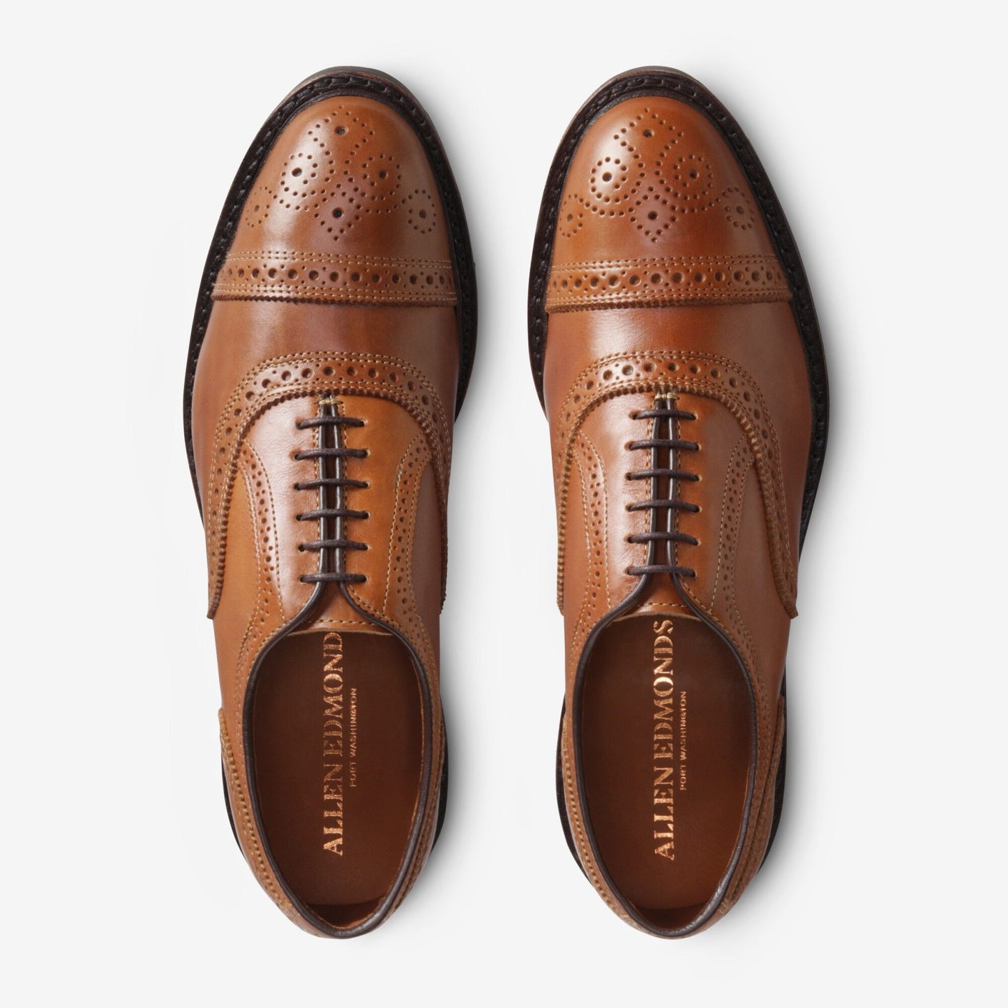 Tupelo Cap-Toe Oxford - Tan