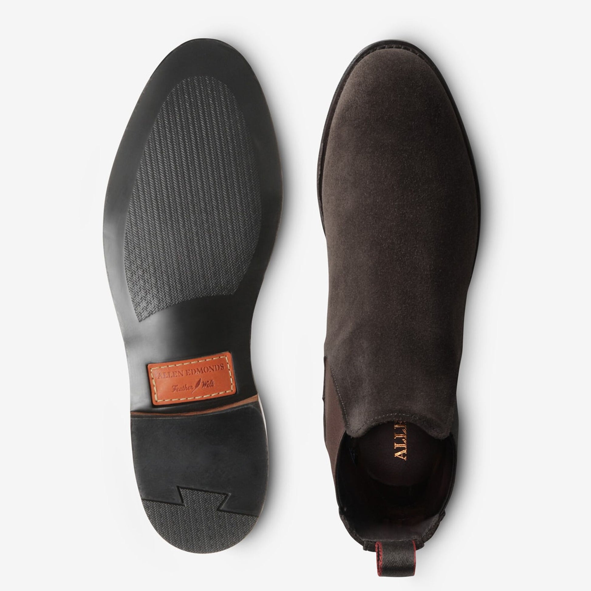 Nomad Suede Chelsea Boot - Chocolate Brown
