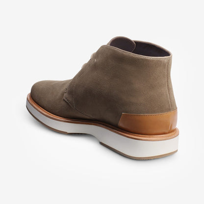 Brooklyn Light Suede Chukka - Taupe
