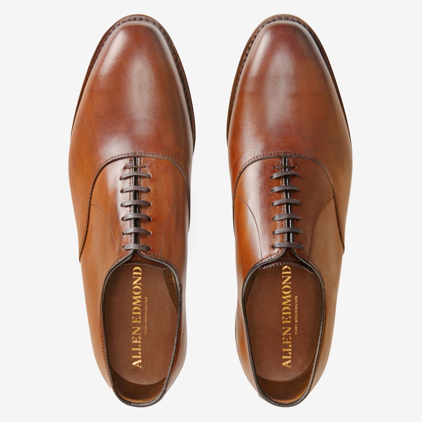 Carlyle Plain-Toe Oxford - Walnut