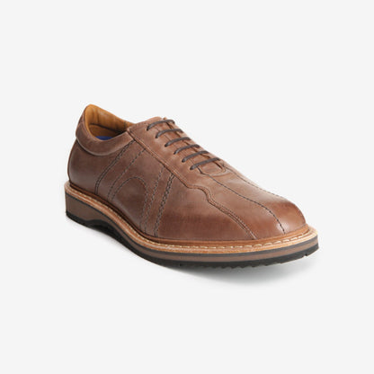 Voyager Walking Shoe - Brown